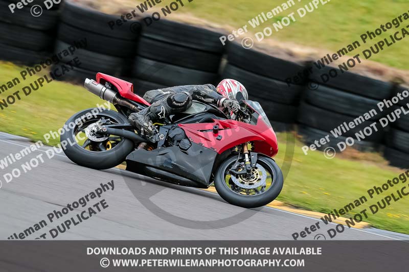 PJM Photography;anglesey no limits trackday;anglesey photographs;anglesey trackday photographs;enduro digital images;event digital images;eventdigitalimages;no limits trackdays;peter wileman photography;racing digital images;trac mon;trackday digital images;trackday photos;ty croes